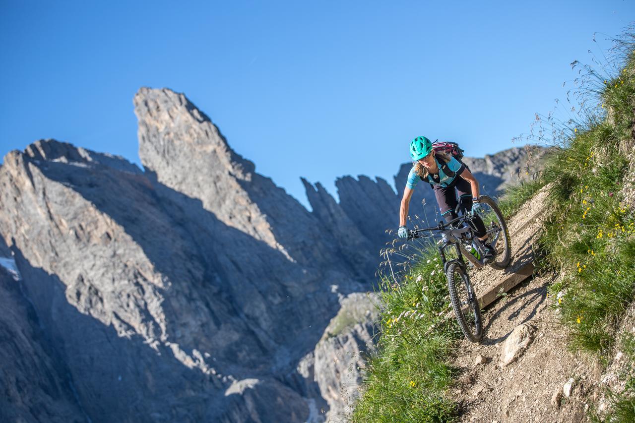 Linder Cycling Hotel Selva di Val Gardena Esterno foto