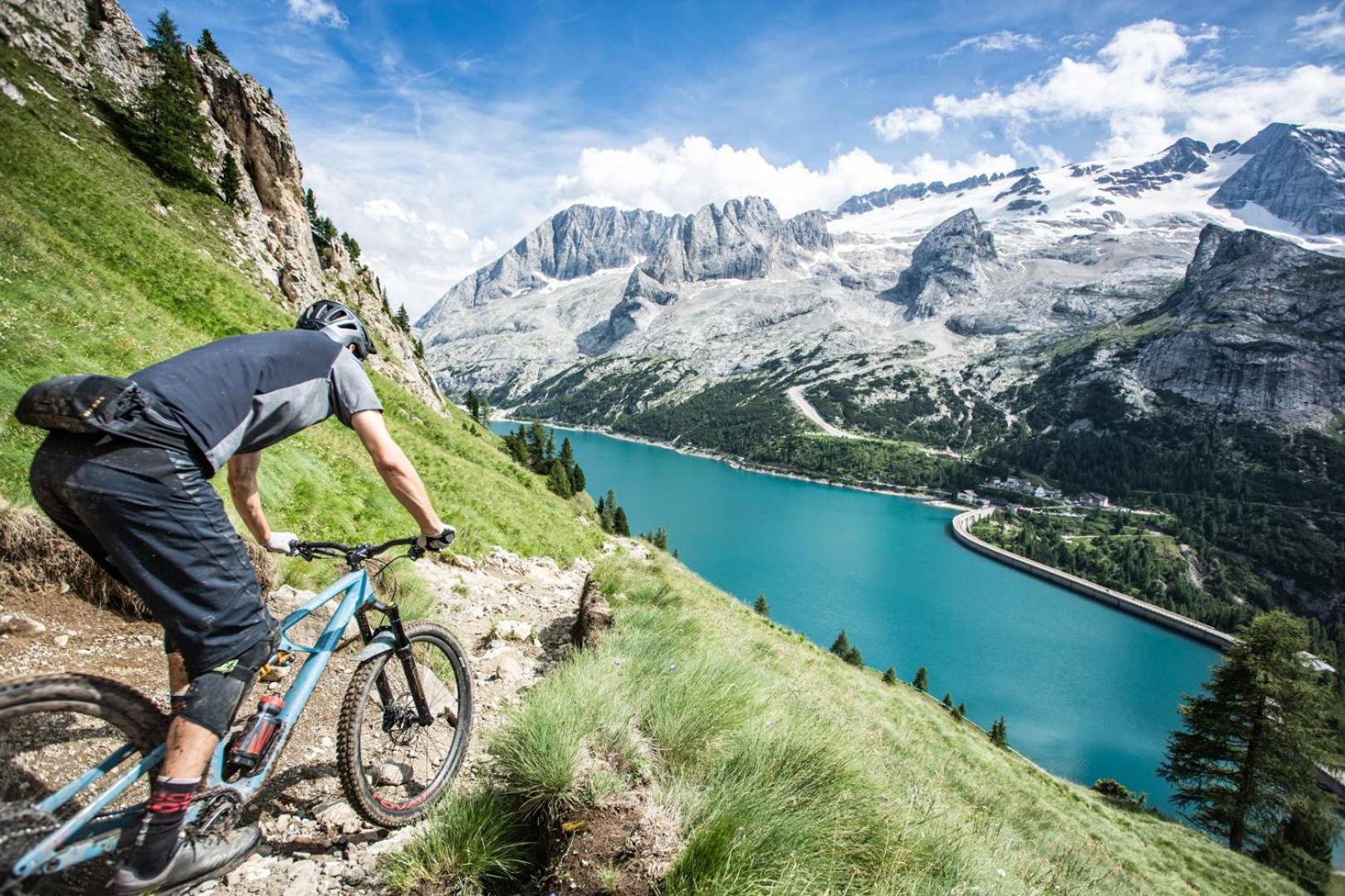 Linder Cycling Hotel Selva di Val Gardena Esterno foto